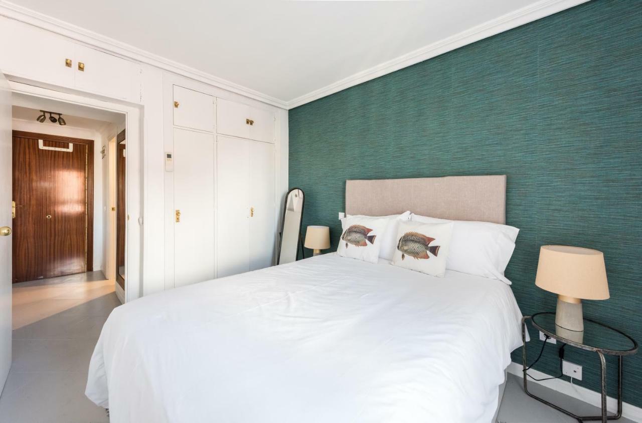 Super View Apartment Plaza Mayor Madrid Exterior photo